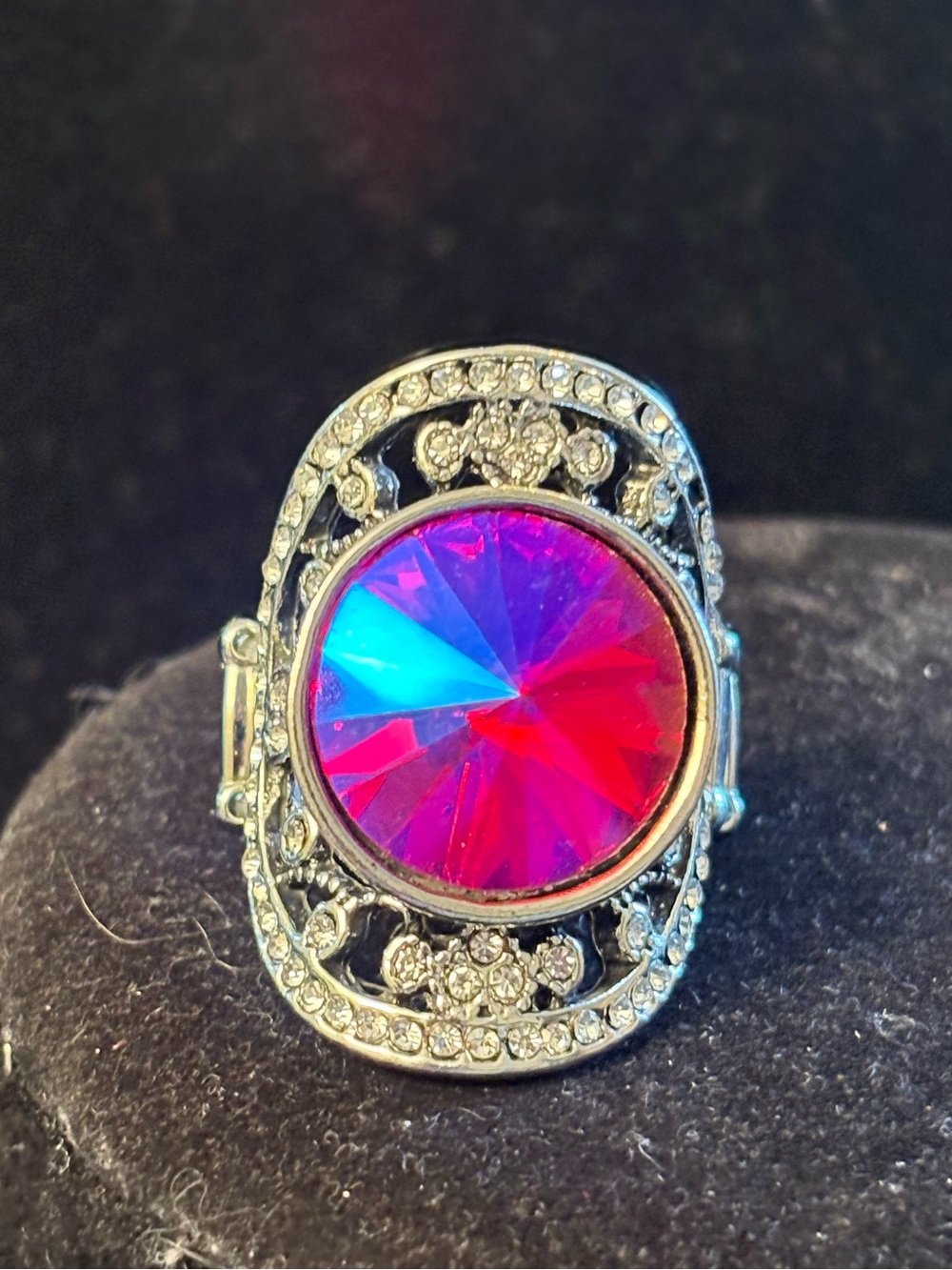 Silver-Tone Ring with Iridescent Pink-Red Crystal - Picture 1 of 2